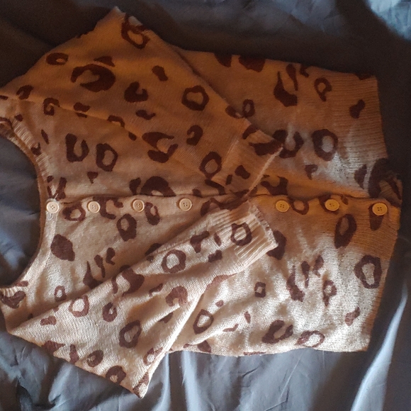 Cardigan - Picture 2 of 2